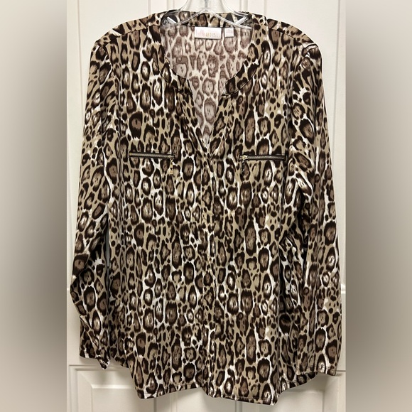 Belle by Kim Gravel Leopard Print Zip-Pocket Top in Brown and Cream - Picture 2 of 8